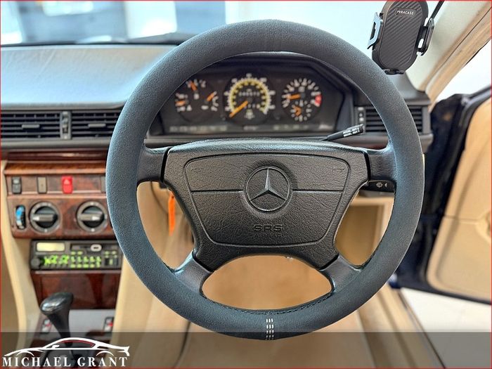 Mercedes-Benz E-Class 1996
