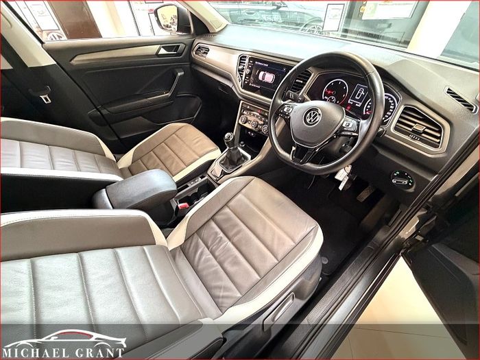 Volkswagen T-Roc 2021