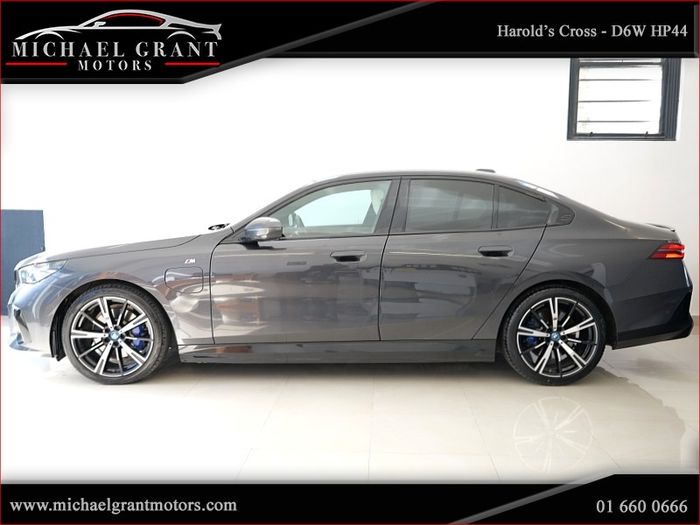 BMW 5 Series 2024