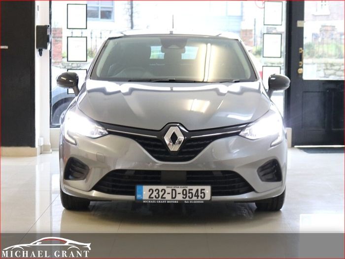 Renault Clio 2023
