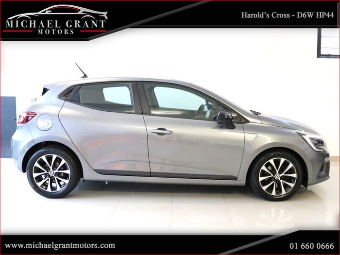 Renault Clio 2023