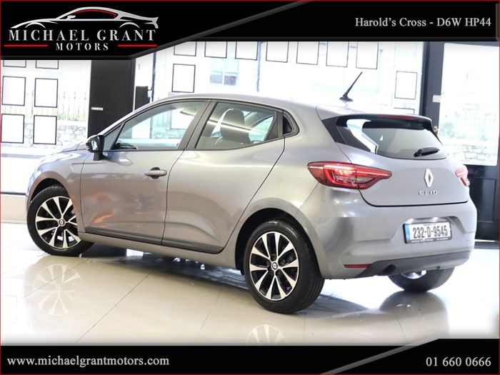 Renault Clio 2023