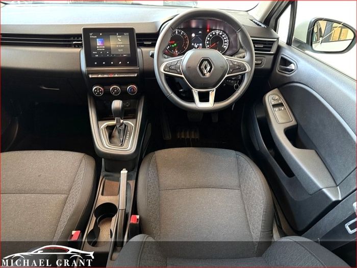 Renault Clio 2023