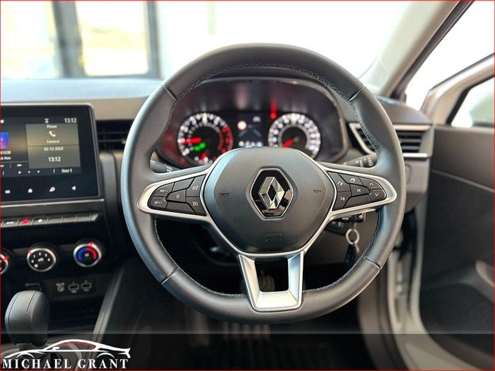 Renault Clio 2023