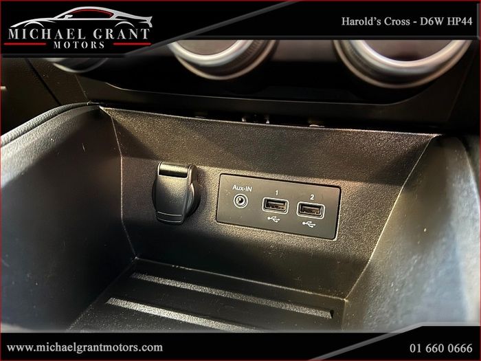 Renault Clio 2023