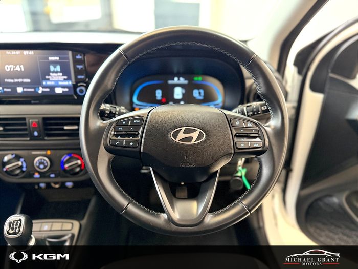 Hyundai i10 2023