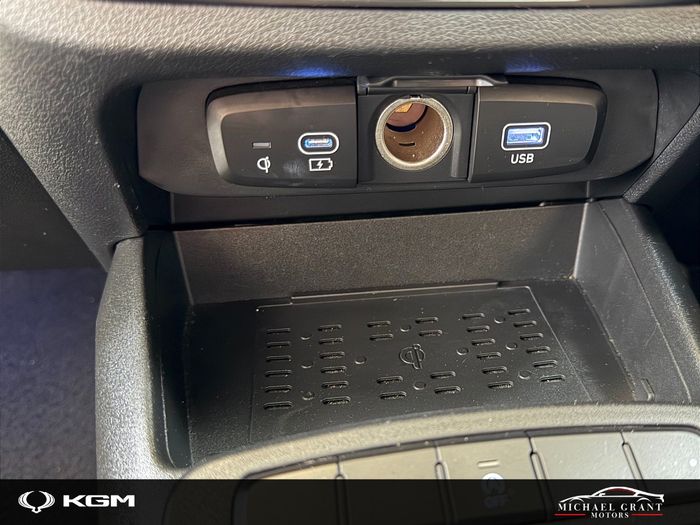 Hyundai i10 2023