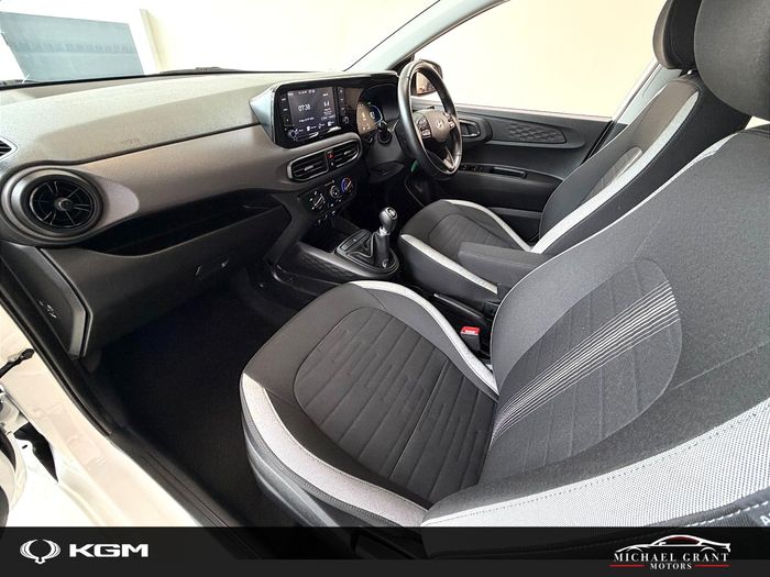 Hyundai i10 2023