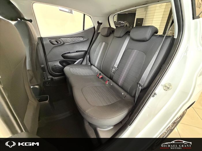 Hyundai i10 2023