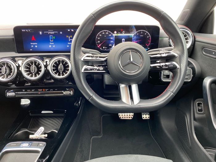 Mercedes-Benz CLA 2024