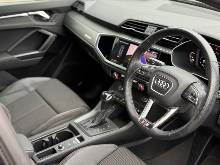 Audi Q3 2022