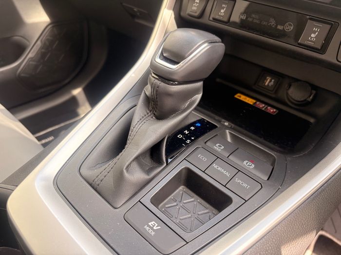 Toyota Rav4 2025