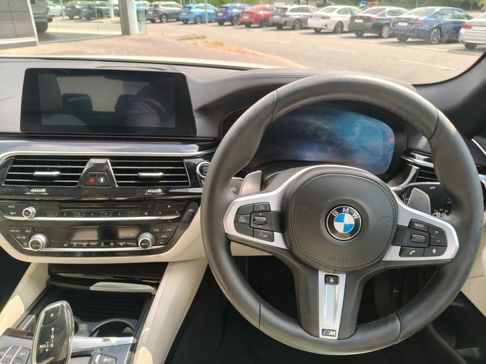 BMW 5 Series 2019