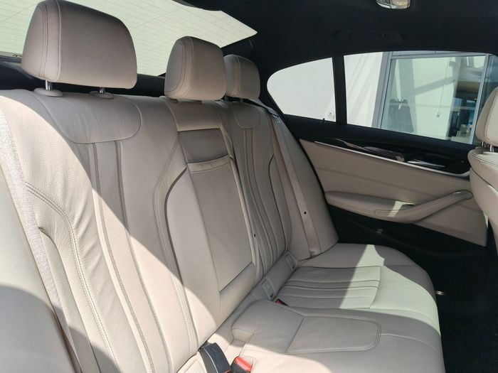 BMW 5 Series 2019