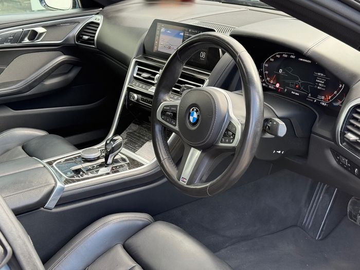 BMW 8 Series 2021