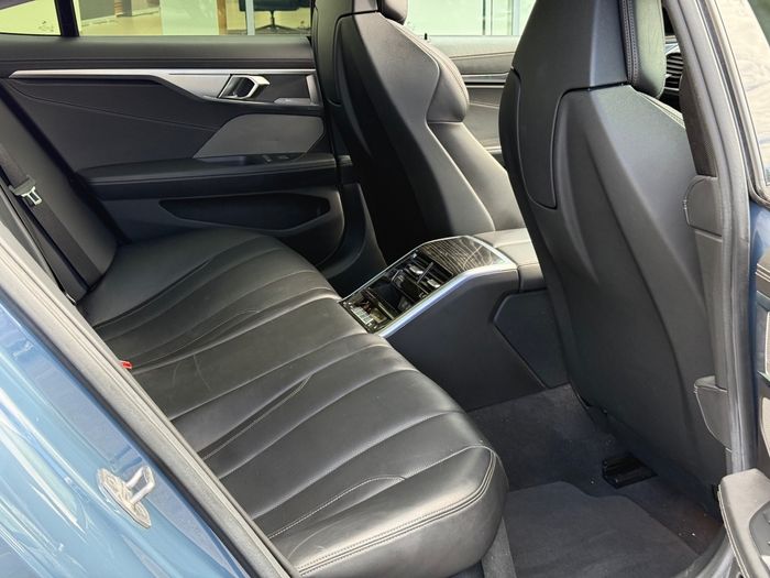 BMW 8 Series 2021