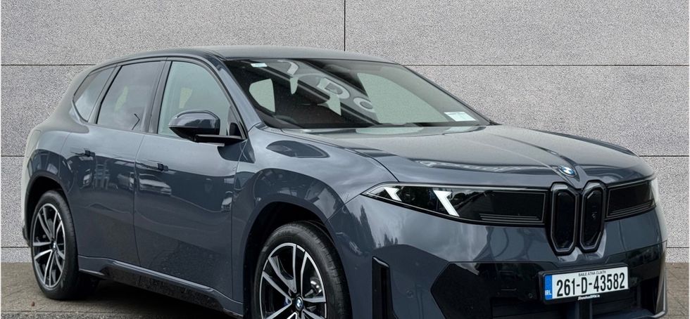 BMW iX3 2026