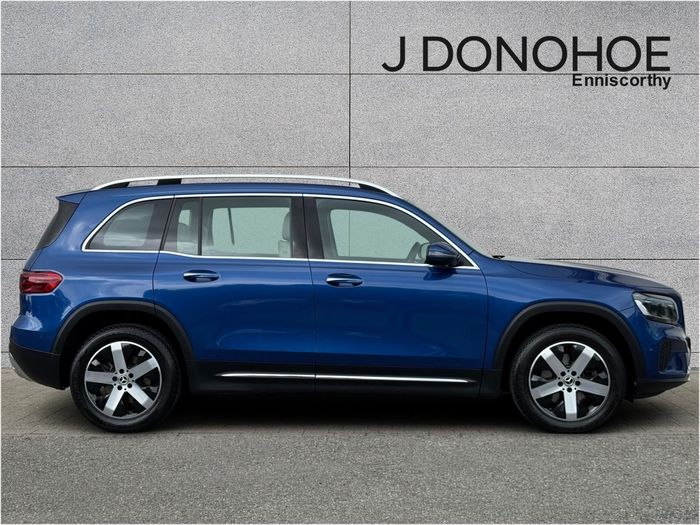 Mercedes-Benz GLB 2023