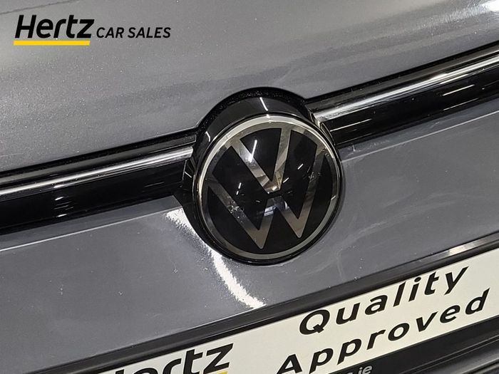 Volkswagen Golf 2024