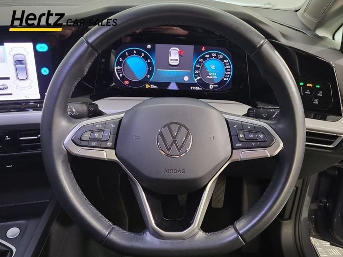 Volkswagen Golf 2024