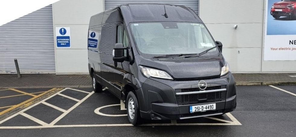 Opel Movano 2025