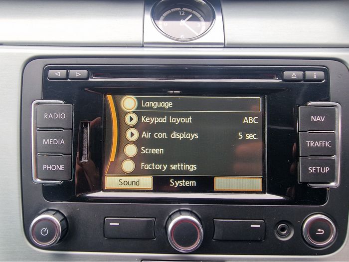 Volkswagen Passat 2012