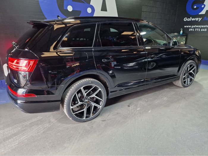 Audi Q7 2018