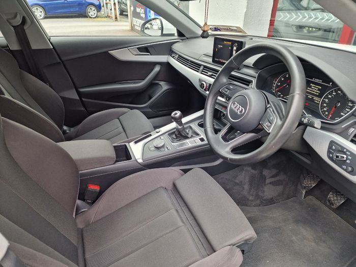 Audi A4 2016