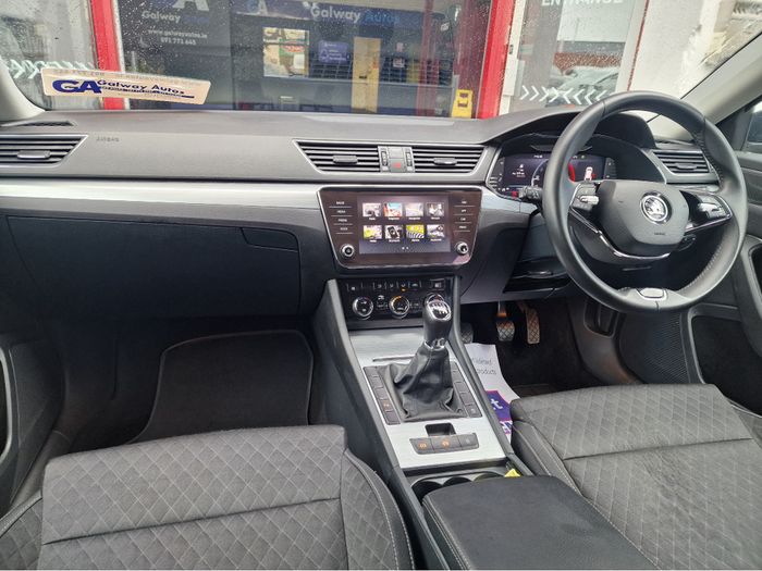 Skoda Superb 2022