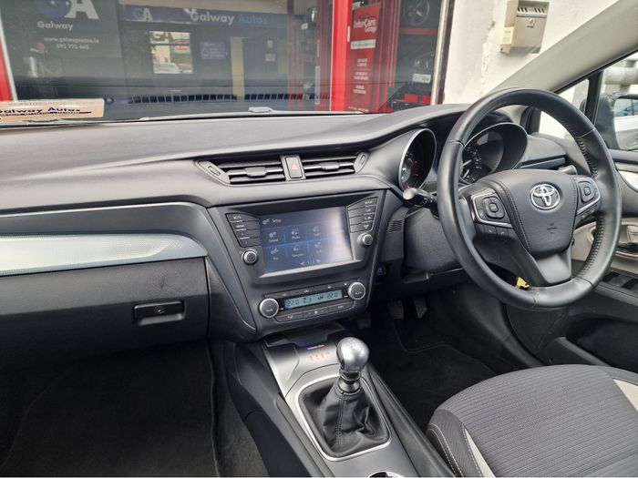 Toyota Avensis 2018