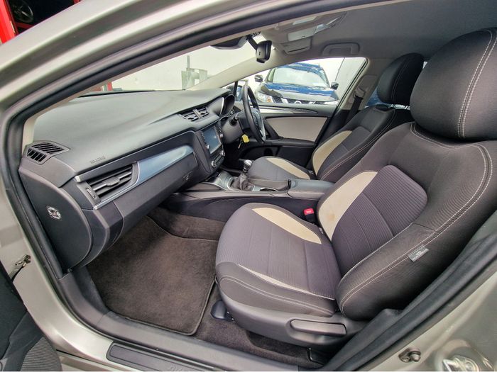 Toyota Avensis 2018