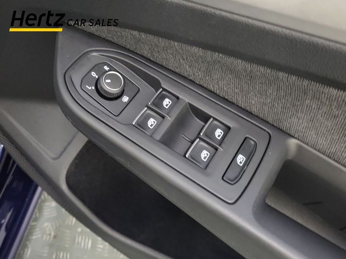 Volkswagen Golf 2024