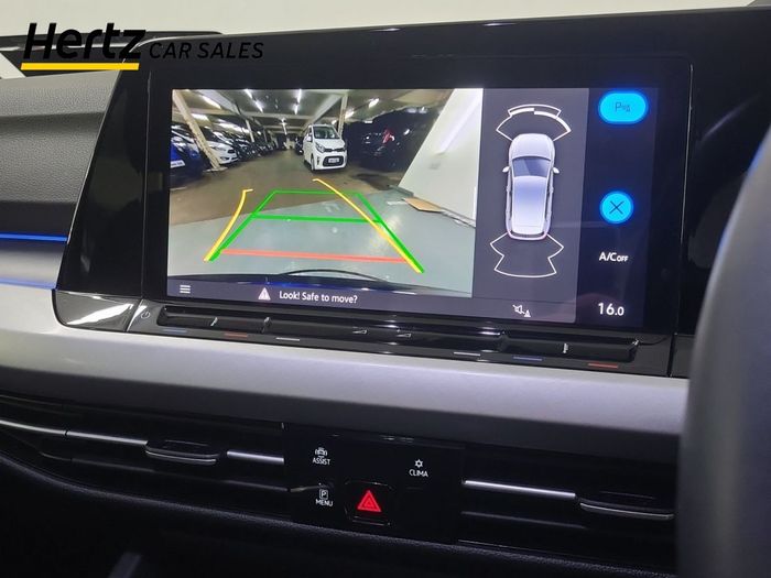 Volkswagen Golf 2024