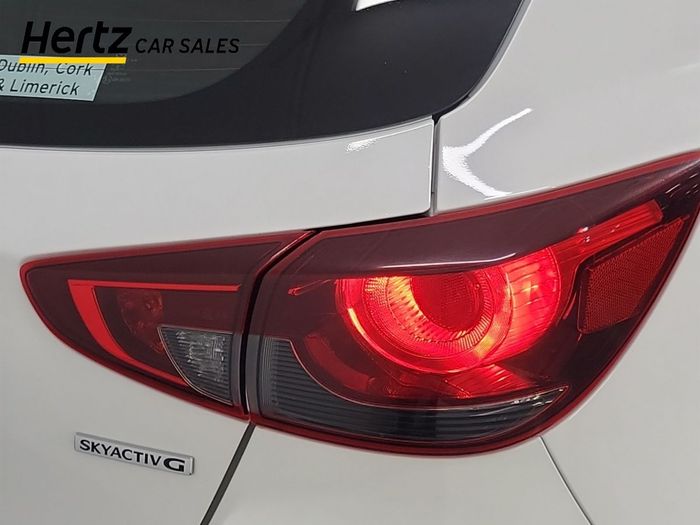 Mazda 2 2024