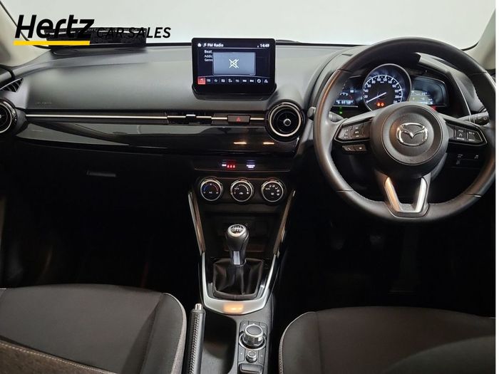 Mazda 2 2024