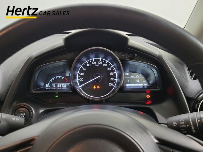 Mazda 2 2024