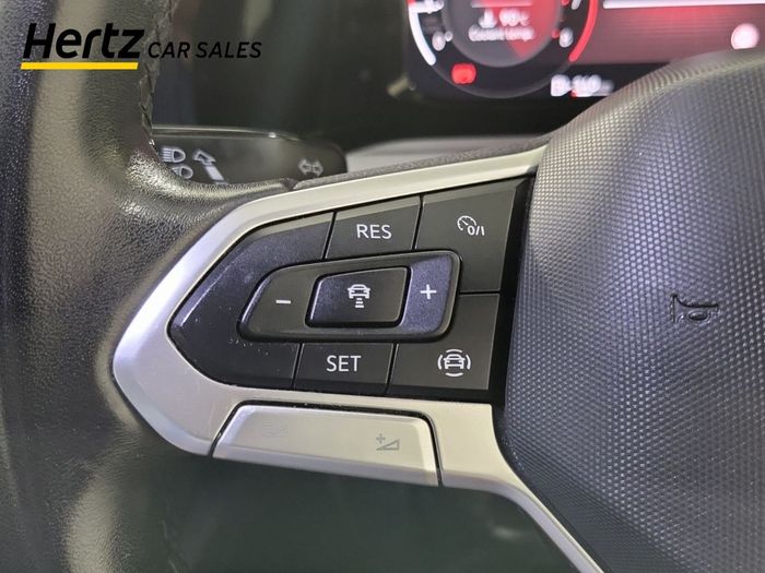 Volkswagen Golf 2024