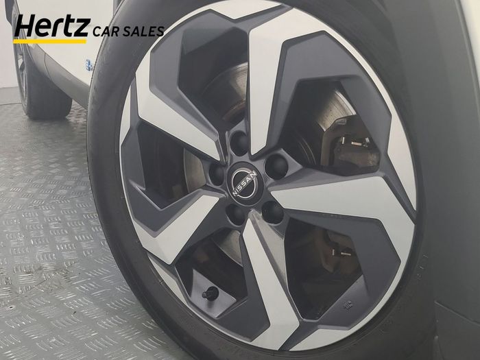 Nissan QASHQAI 2024