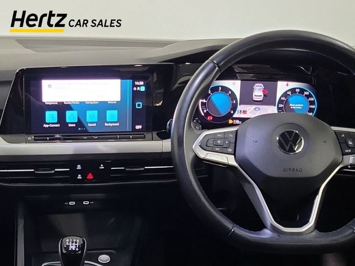 Volkswagen Golf 2023