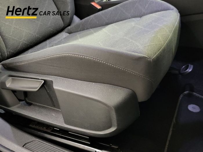 Volkswagen Golf 2024