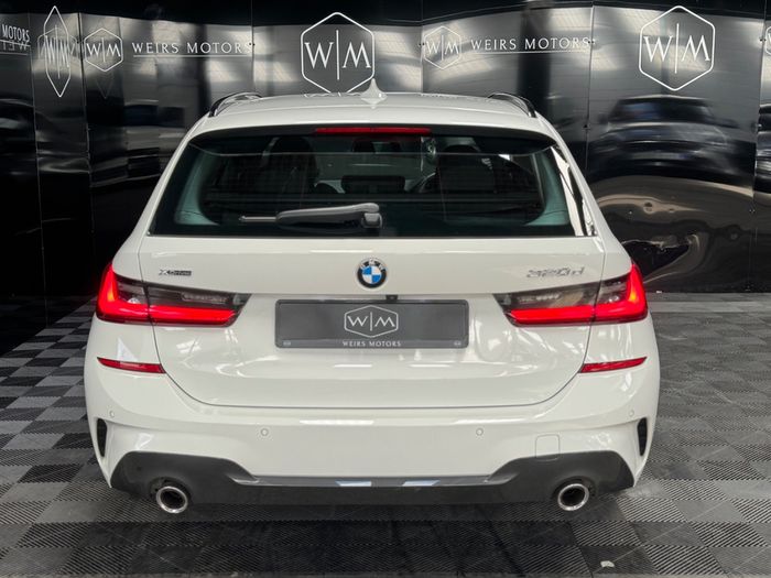 BMW 3 Series 2021