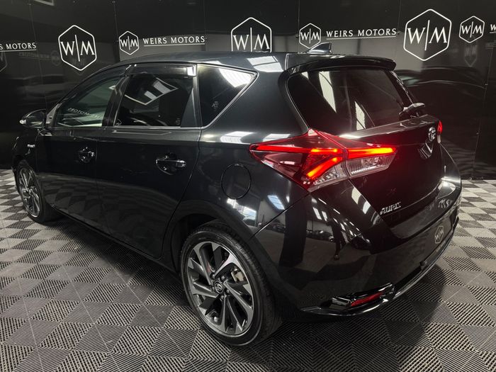 Toyota Auris 2017
