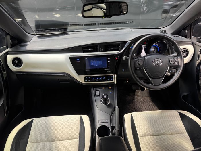 Toyota Auris 2017