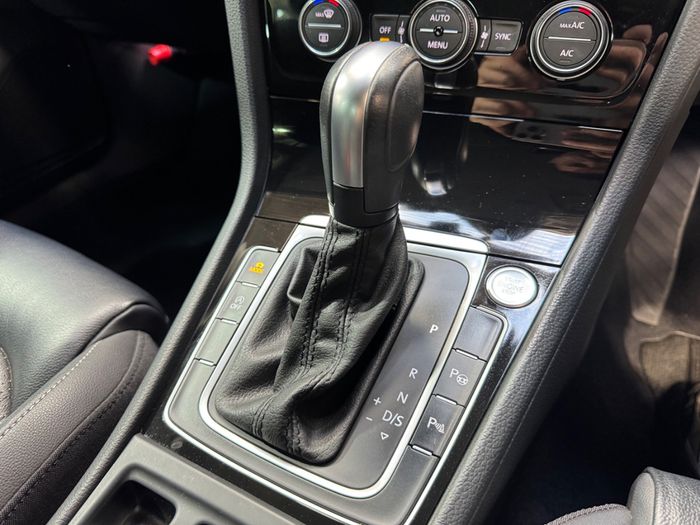 Volkswagen Golf 2020
