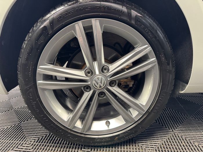 Volkswagen Golf 2020