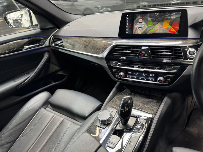 BMW 5 Series 2018