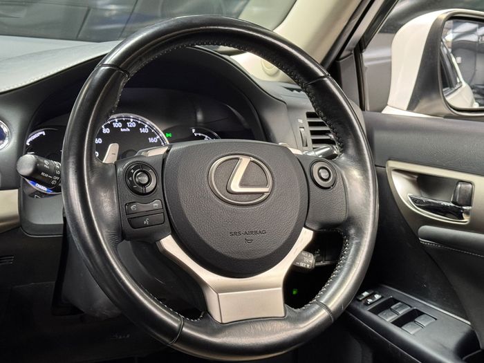 Lexus CT200H 2017