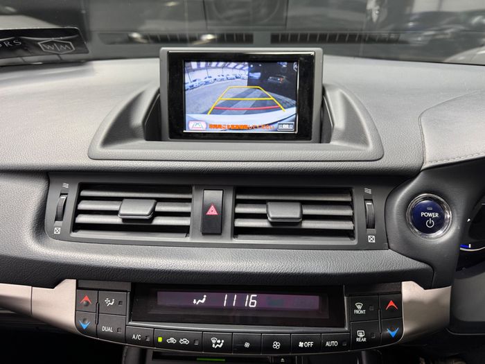 Lexus CT200H 2017