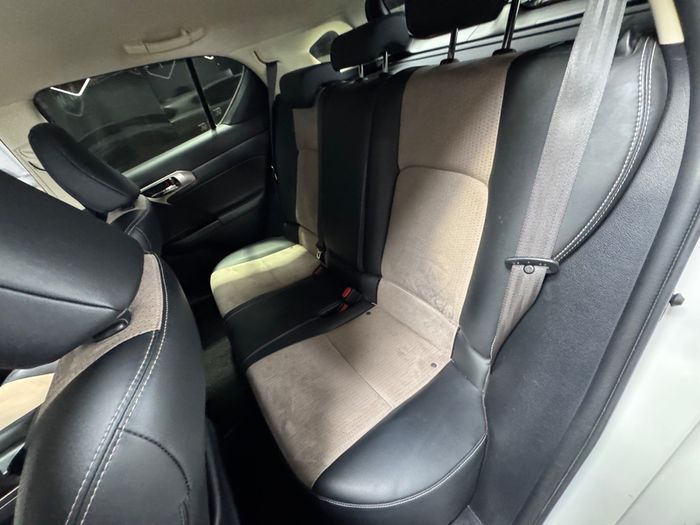 Lexus CT200H 2017