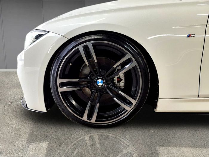 BMW 3 Series 2018